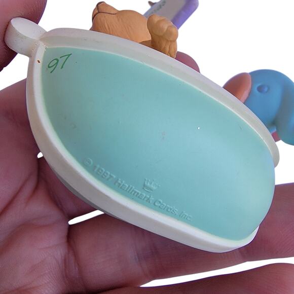 Vintage Baby Ornament Animal Boat with Sail Pastel Nursery Decor 1990s - Picture 10 of 10